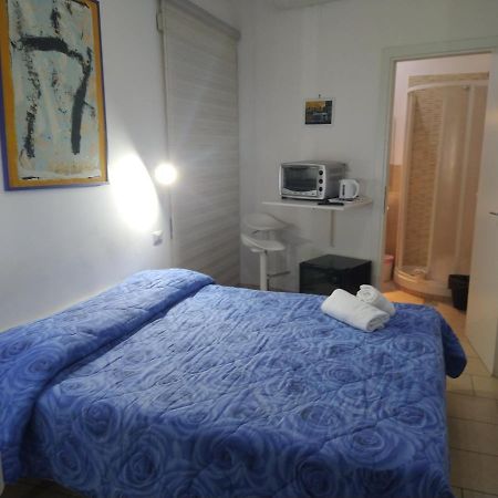 Guest House San Pietro โรม ภายนอก รูปภาพ