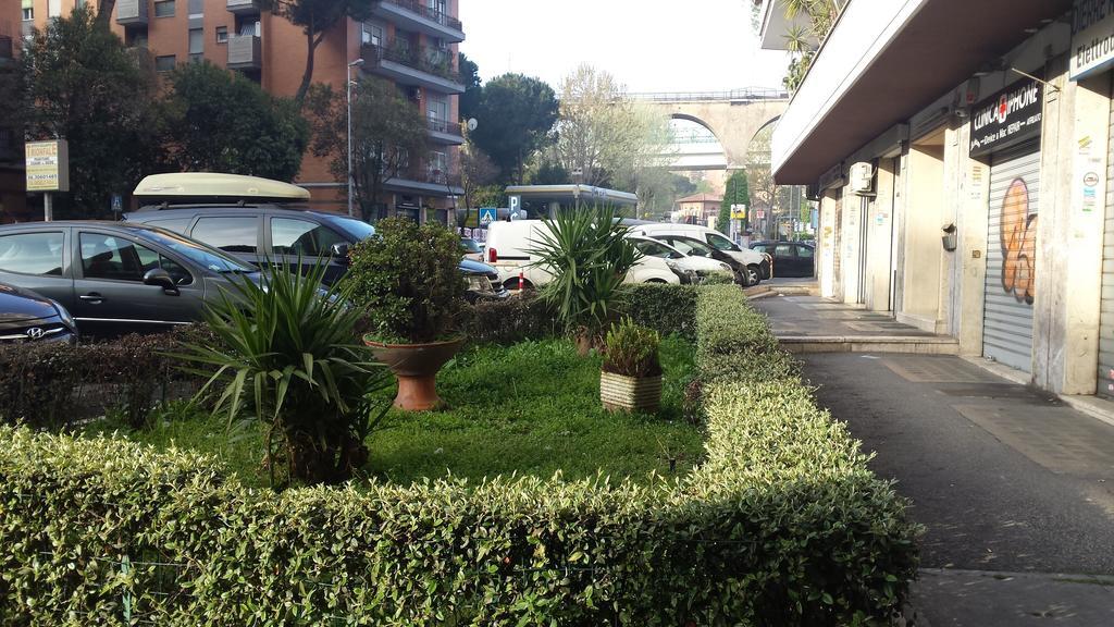 Guest House San Pietro โรม ภายนอก รูปภาพ