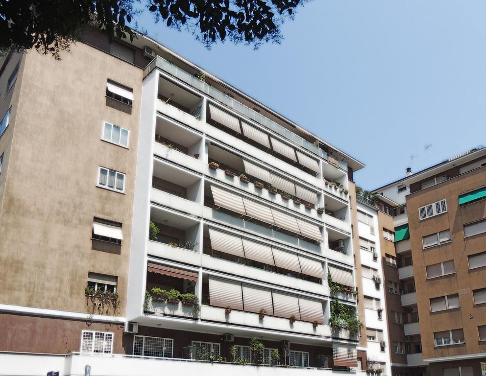 Guest House San Pietro โรม ภายนอก รูปภาพ